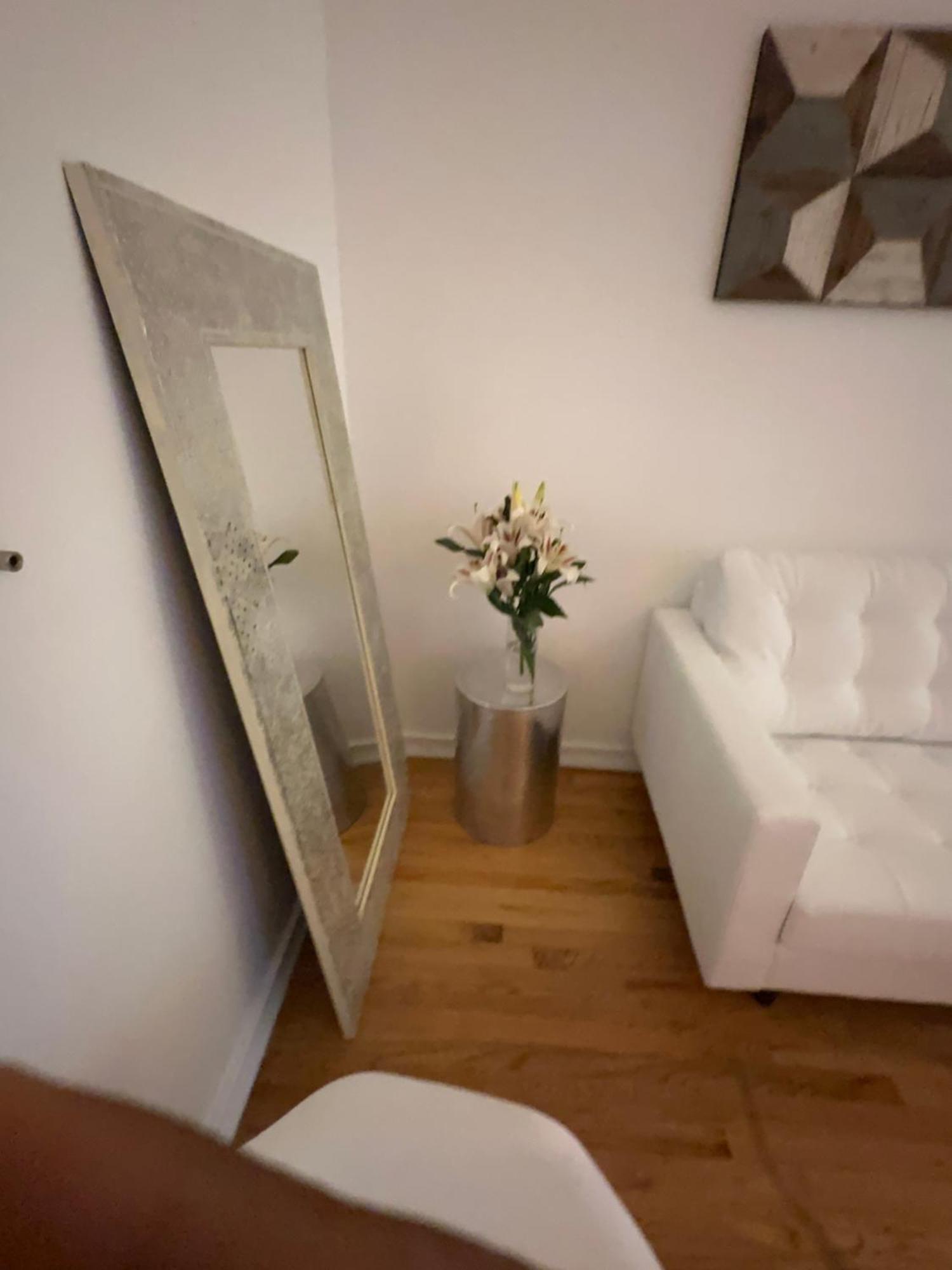 Private Bedroom And Private Bath นิวยอร์ก ภายนอก รูปภาพ